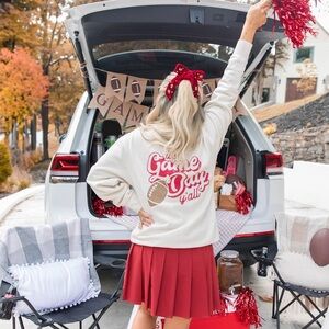 Living Fully Co Mallory Ervin It's‎ Game Day Football Crew Neck Sweatshirt Small